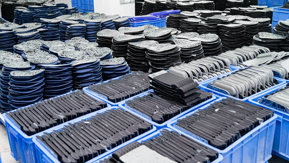 A large quantity of finished mouse wrist pads