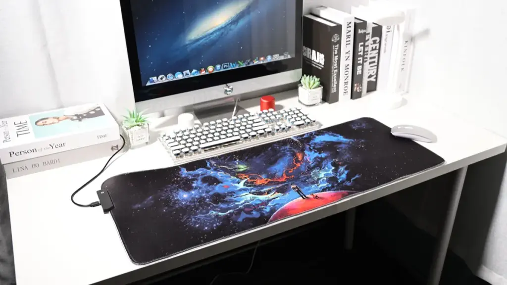 extended gamingd esk mat